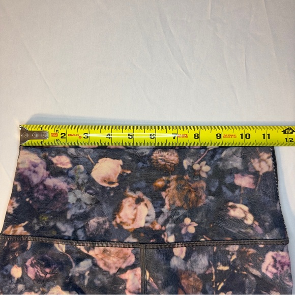 Lululemon Wunder Under Leggings 28” Frosted Rose - Picture 7 of 8